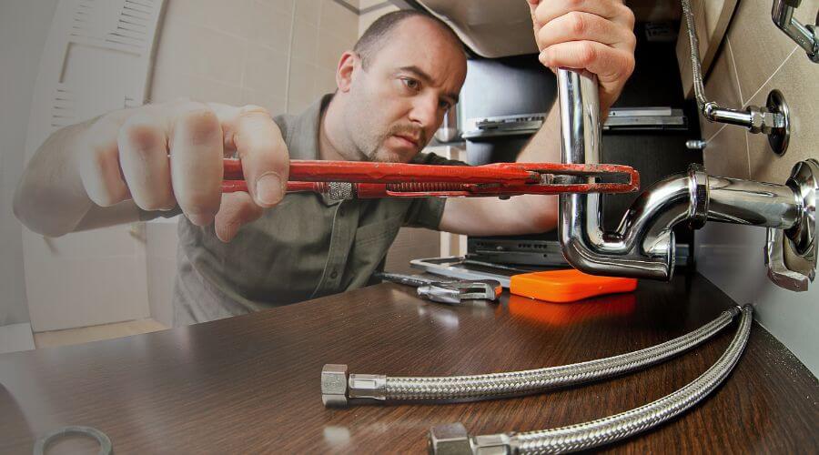 Expert burst pipe repair services in Rock Island, TX